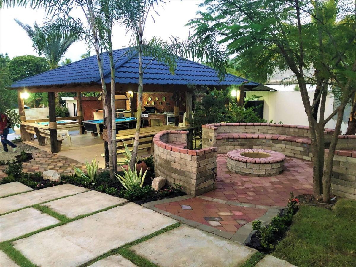 Villa Mi Patio By Hospedify - Hermosa Villa Con Mesa De Billar Y Rio Cristalino A 3 Min Un Pequeno Paraiso En Jarabacoa Kültér fotó